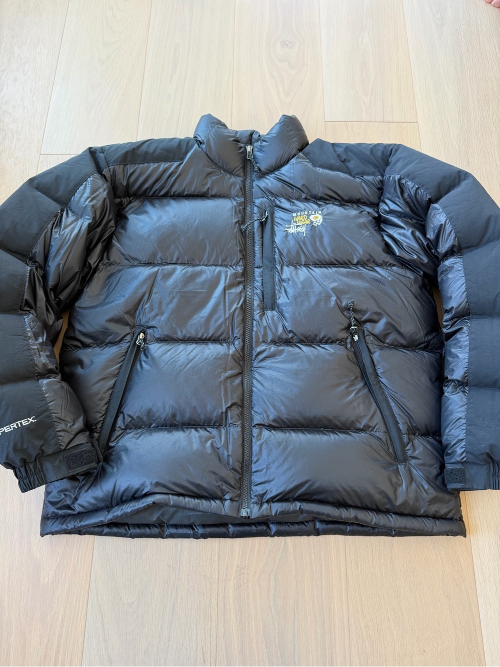Mountain Hardwear x Stussy jacket